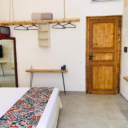 I Mori - Rooms & Apartment ตราปานี ภายนอก รูปภาพ